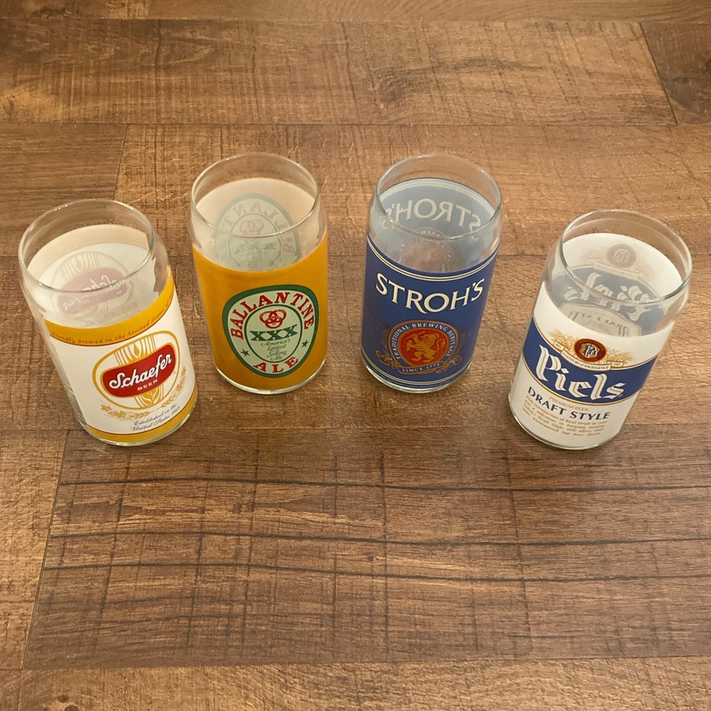 Brewery Classics Beer Can Glass Drinkware Set of 4 with Assorted Labels Barware